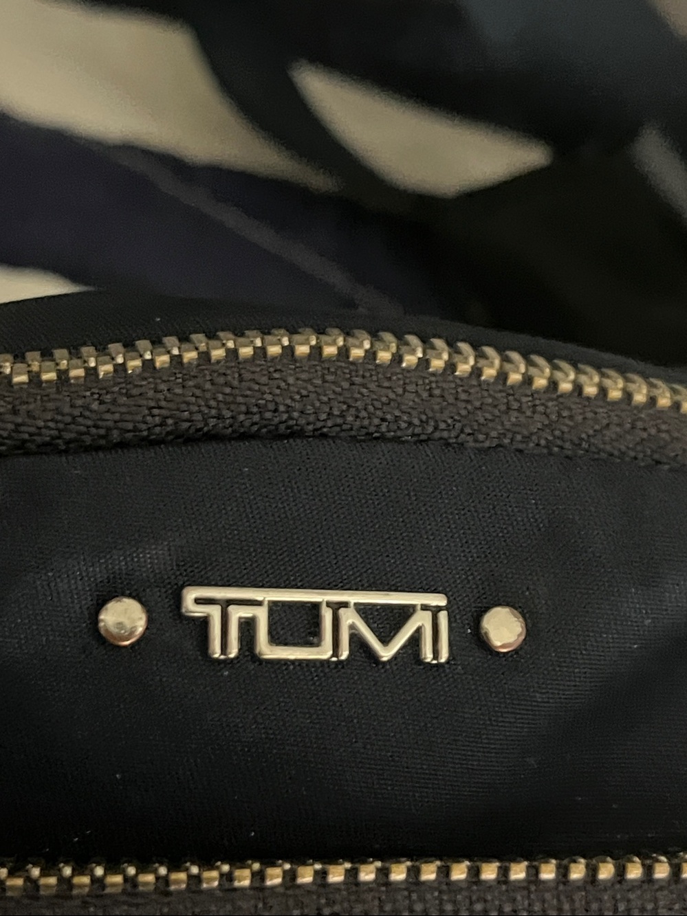 Tumi Voyageur Ruma Crossbody Bag-Travel Organizer - Picture 8 of 17